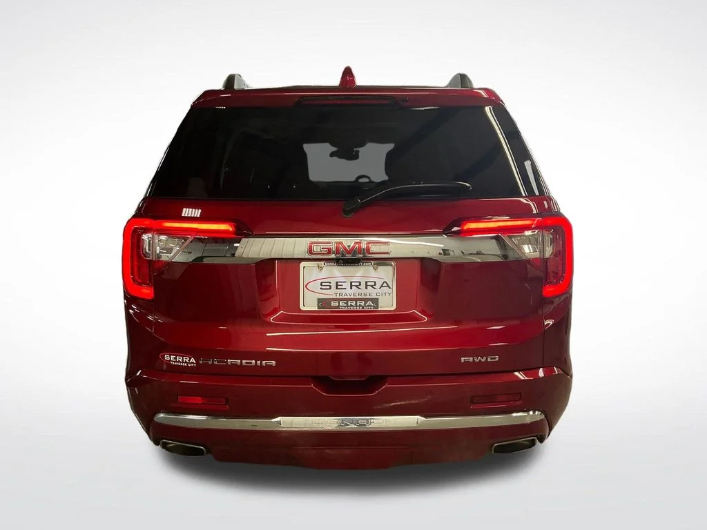 Used 2023 Red GMC Denali image 4