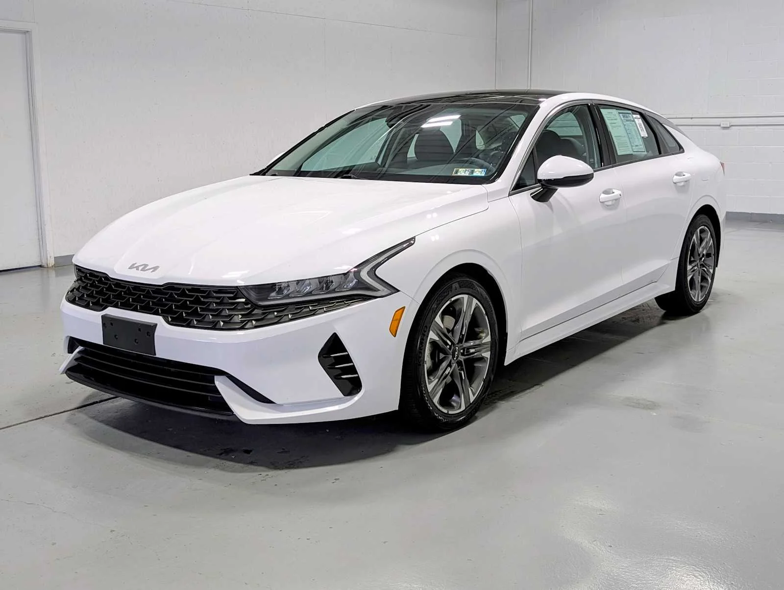 2022 Kia K5 EX