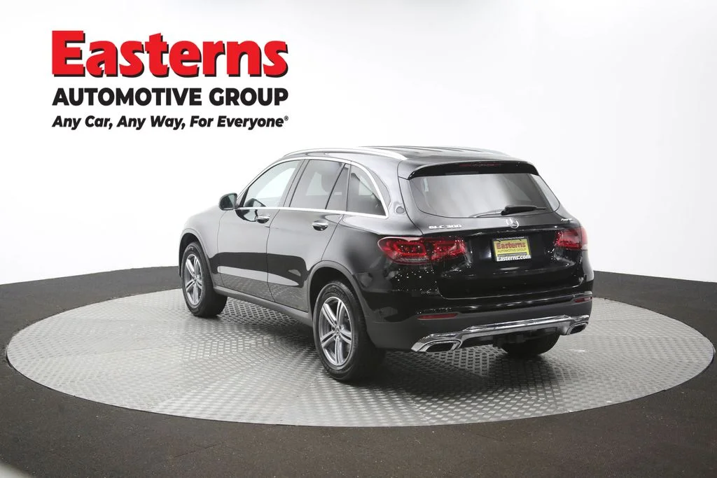 Used 2021 Black Mercedes-Benz GLC 300 image 66