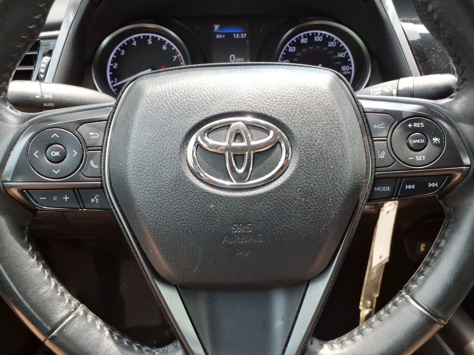 Used 2023  TOYOTA  image 18