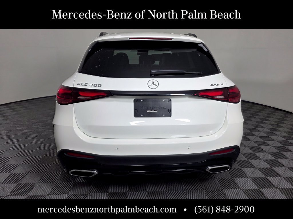New 2026 Polar White Mercedes-Benz GLC 300 image 32