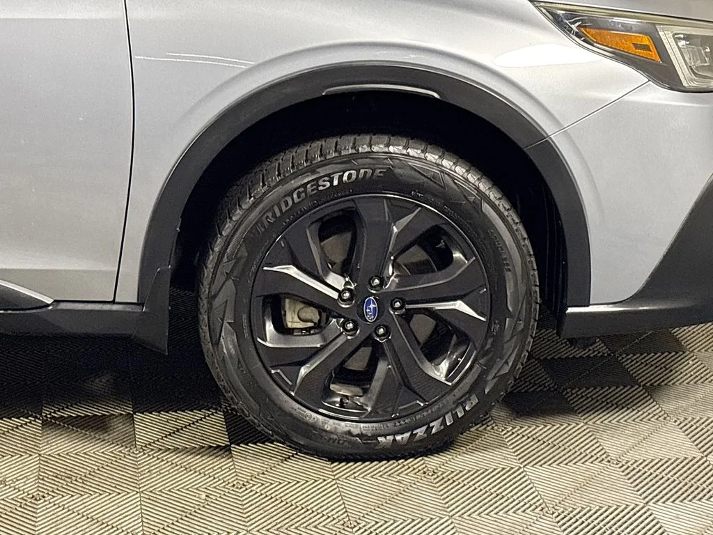 Used 2020 Silver Subaru Onyx Edition XT image 22