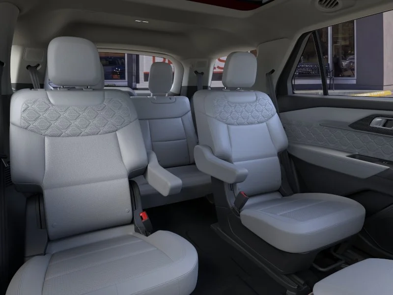 New 2026 Rapid Red Metallic Tinted Clearcoat Ford Platinum™ image 11