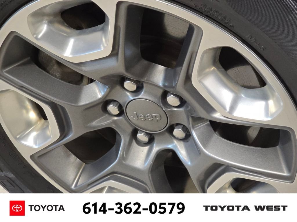 Used 2017 Brown Jeep Limited image 12