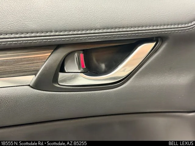 Used 2019 White Mazda Grand Touring image 18