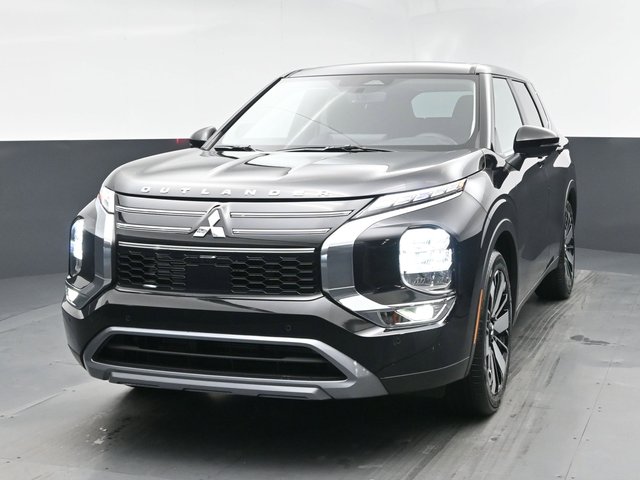 2026 Mitsubishi Outlander LE