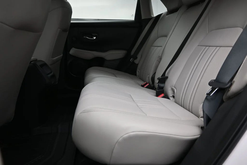New 2027 Platinum White Pearl Honda EX-L image 16