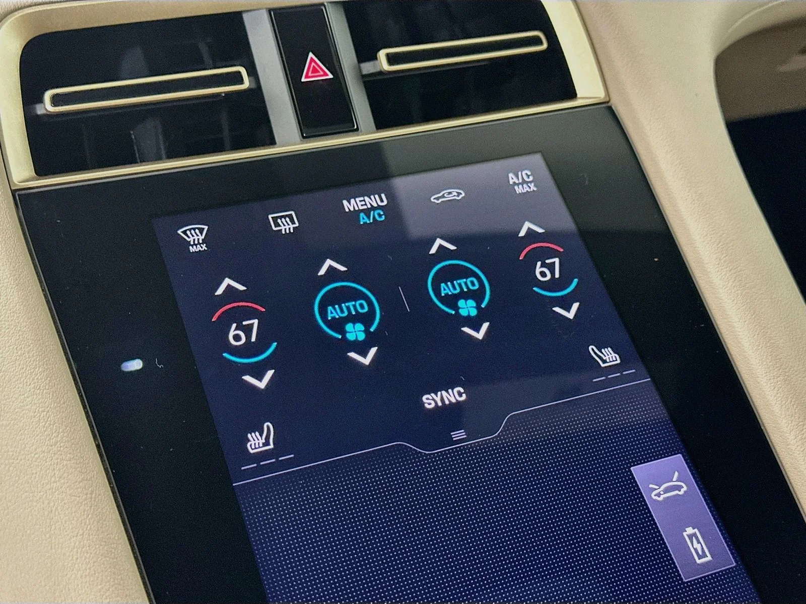 2023 Porsche Taycan Base - Photo 26