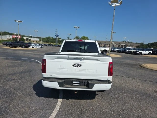 Used 2024 White Ford XLT image 4