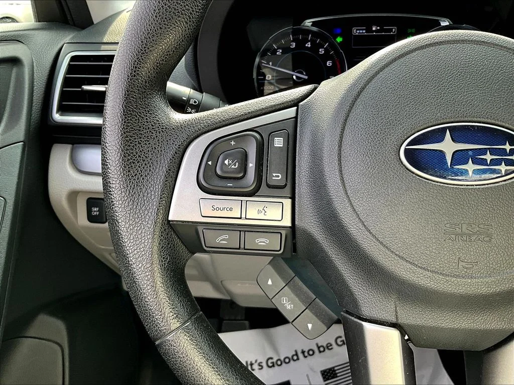 Used 2017 Quartz Blue Subaru 2.5i Premium image 11