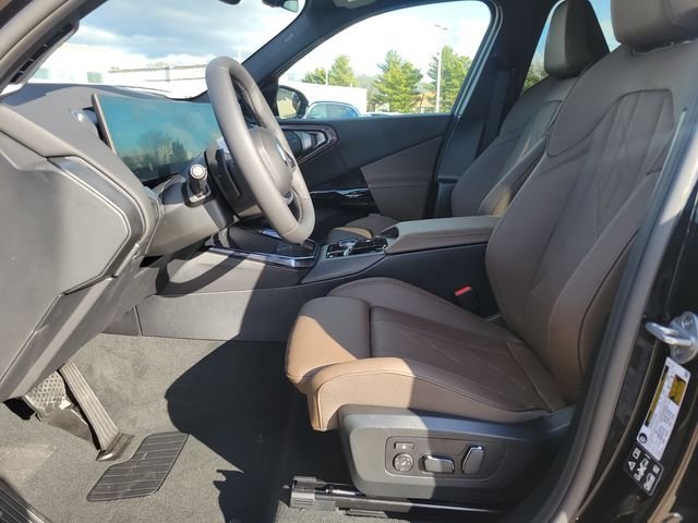Used 2026 Black BMW 30 xDrive image 18