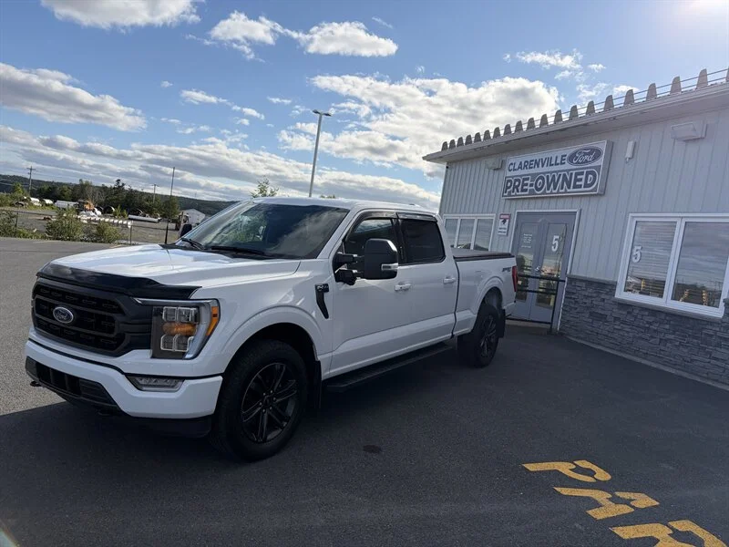 Used 2021 White Ford XL image 2