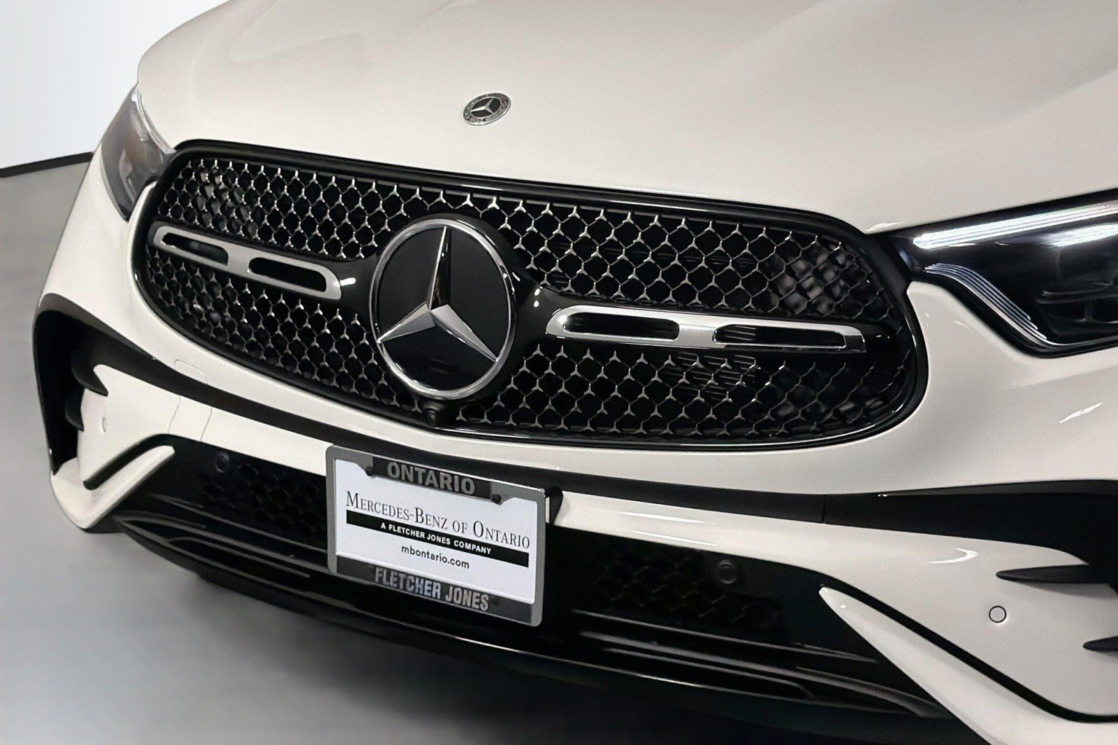 New 2027 Polar White Mercedes-Benz GLC 300 4MATIC® Coupe image 12