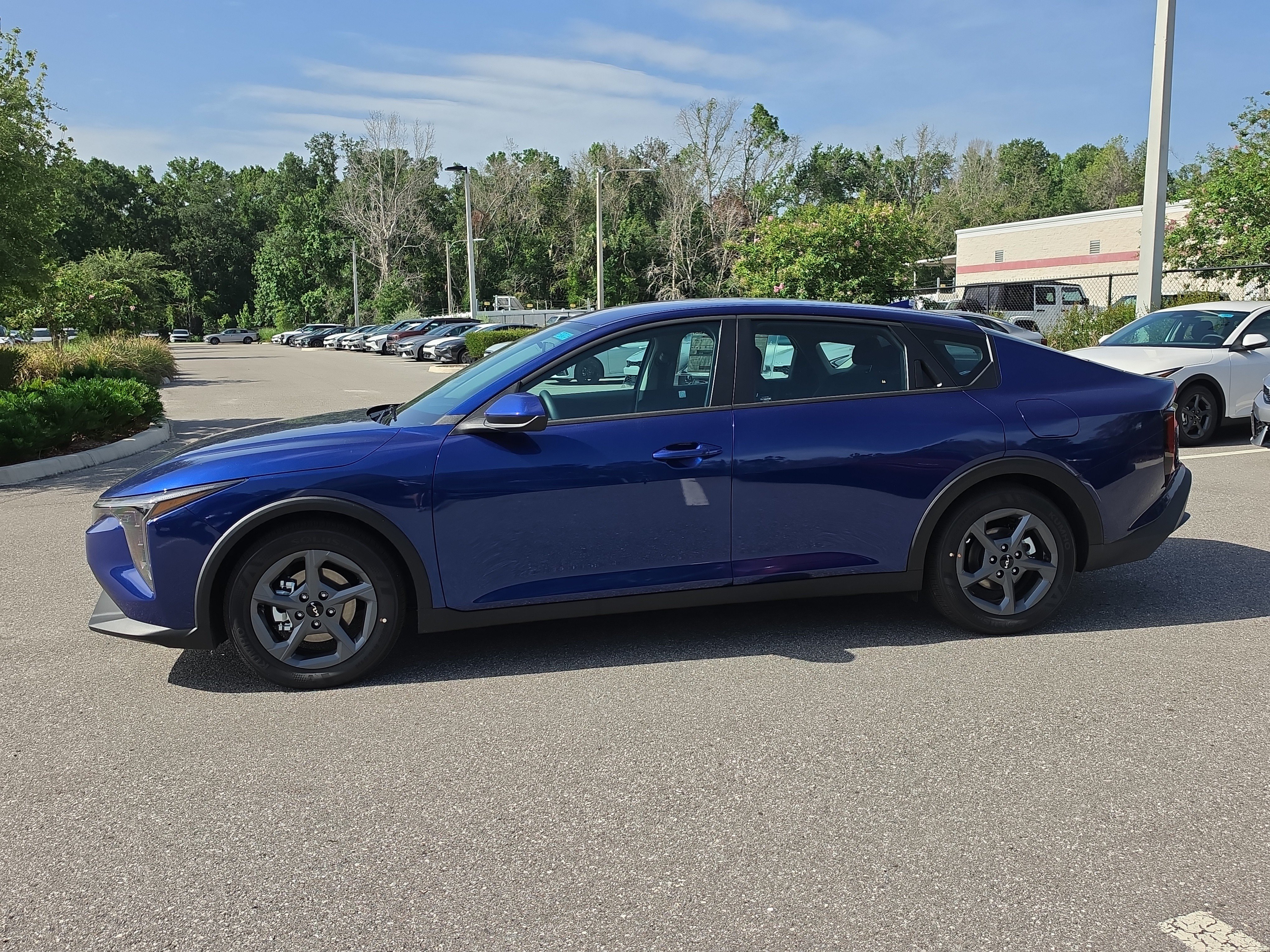 New 2026 Deep Sea Blue Kia LXS image 5