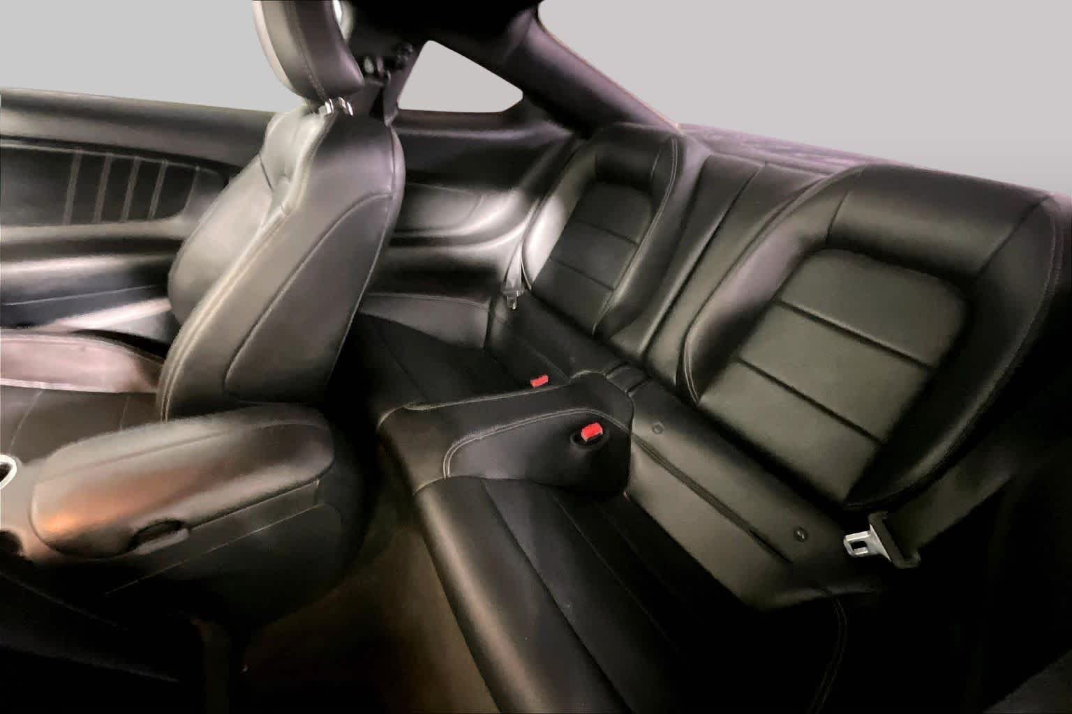 Used 2015 Oxford White Ford EcoBoost Premium image 17