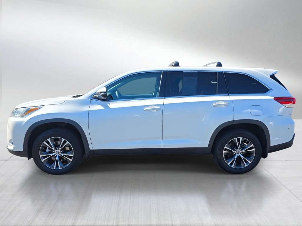 Used 2019 Blizzard Pearl Toyota LE image 6