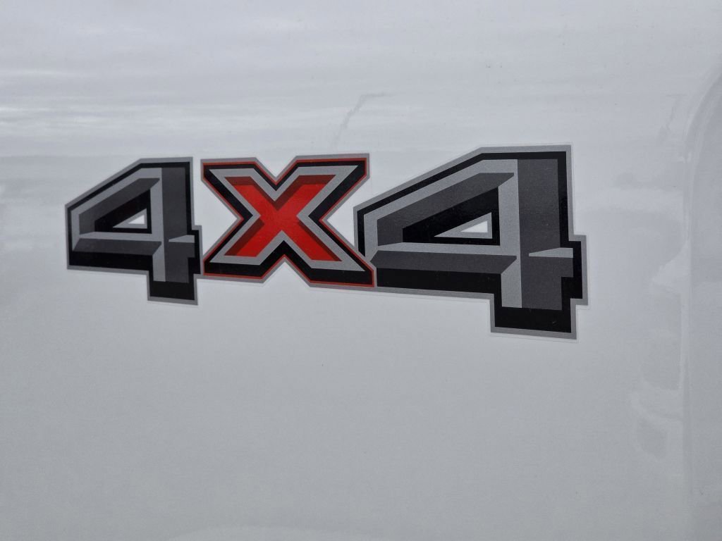 New 2026 Oxford White Ford XL image 23