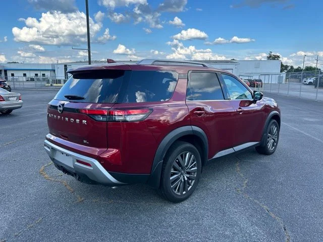 Used 2025 Red Nissan SL image 4