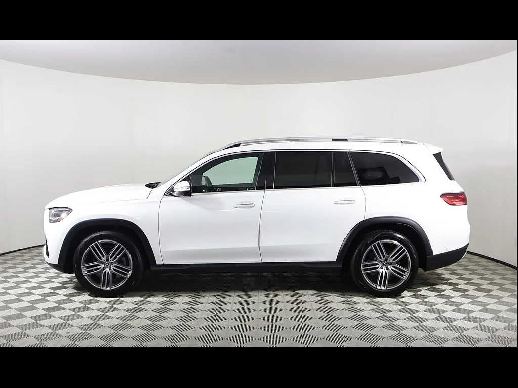 2025 Mercedes-Benz GLS