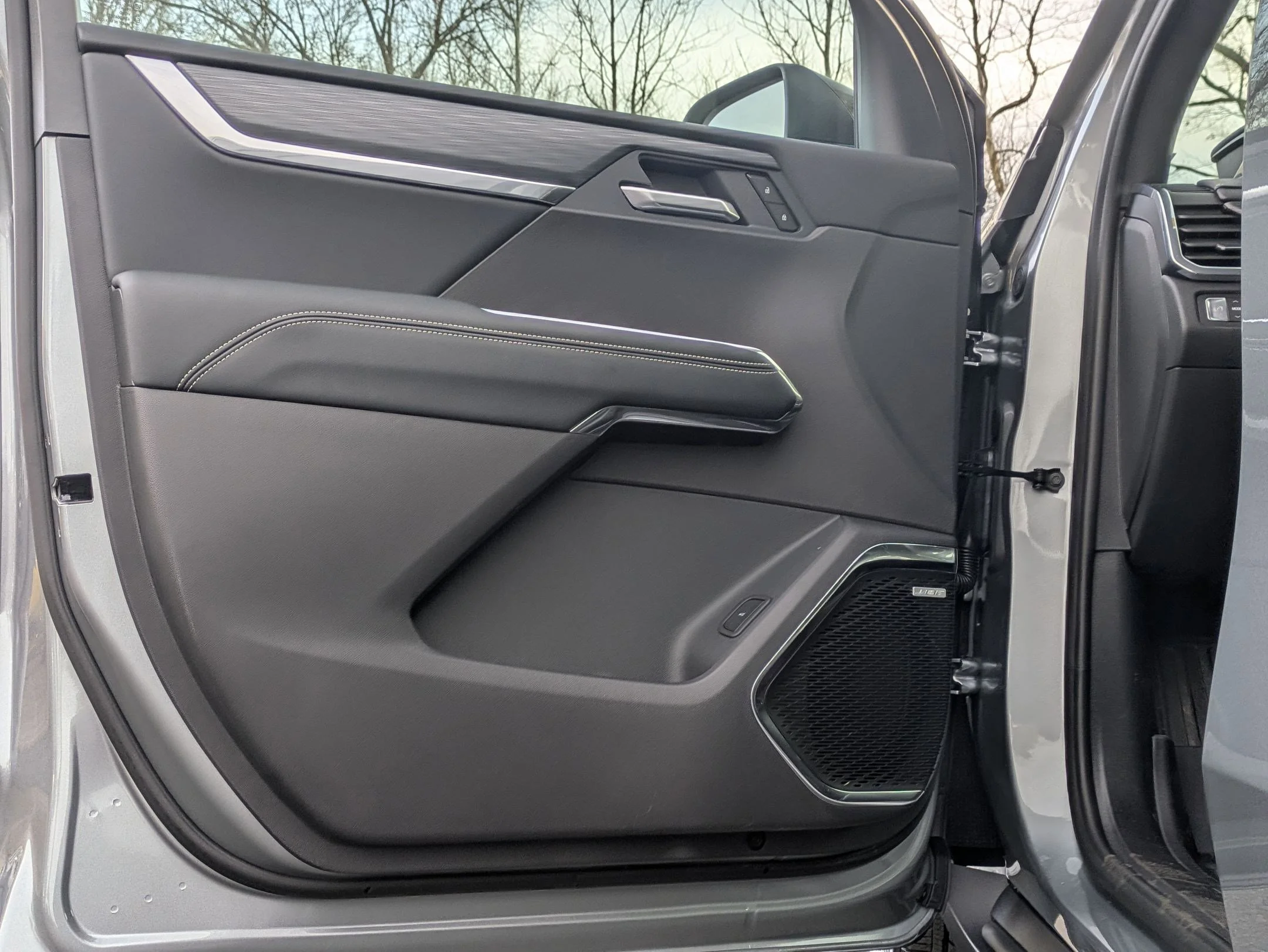 2026 GMC Acadia Elevation - Photo 13