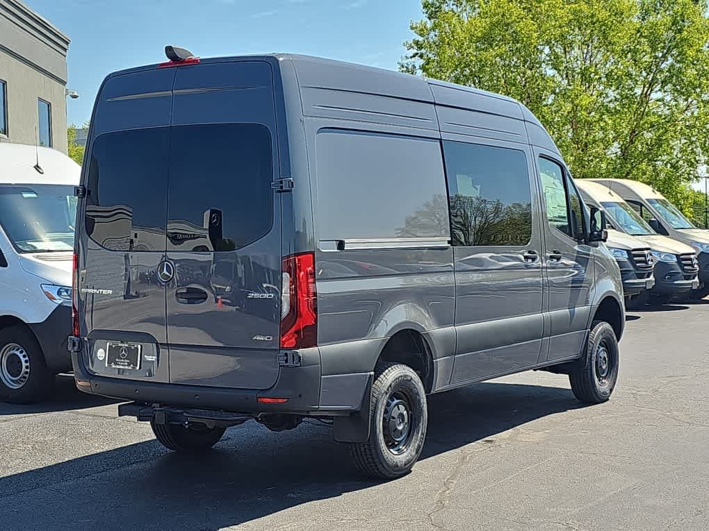 New 2026 Mercedes-Benz Sprinter Crew Van Van in Knoxville #VT019