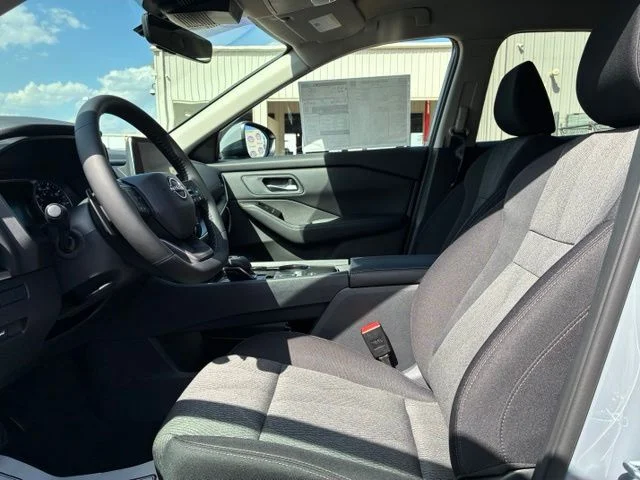 New 2026 Boulder Gray Pearl Nissan SV image 7