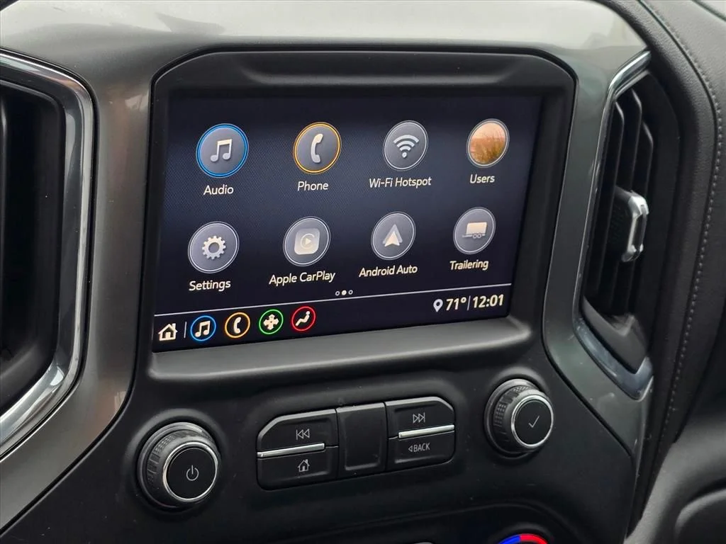 Used 2020 White Chevrolet LT image 19