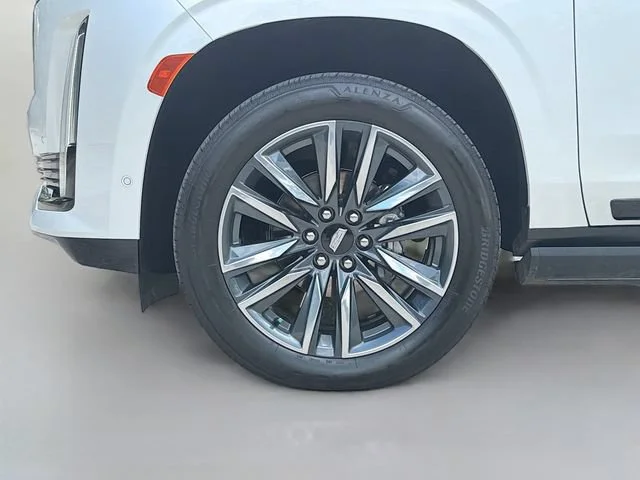 Used 2022 Crystal White Tricoat Cadillac Sport Platinum image 44