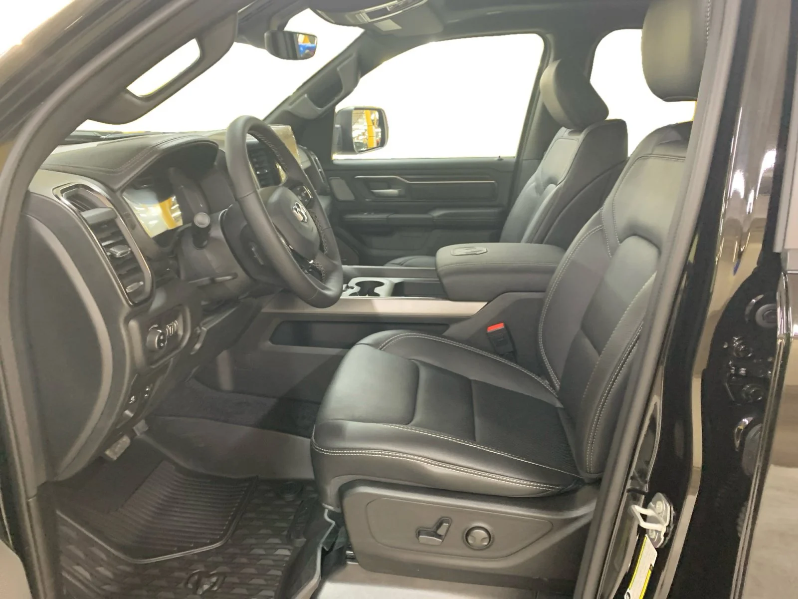 New 2026 Diamond Black Crystal Pearl Ram Sport image 10
