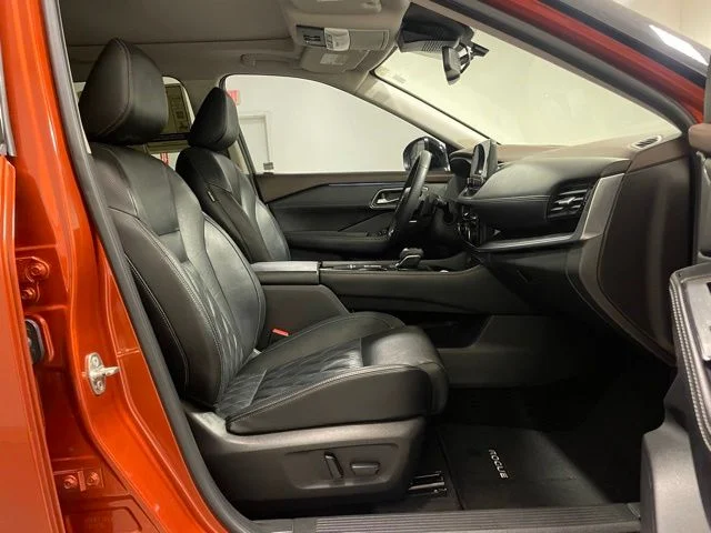 Used 2021 Orange Nissan Platinum image 22