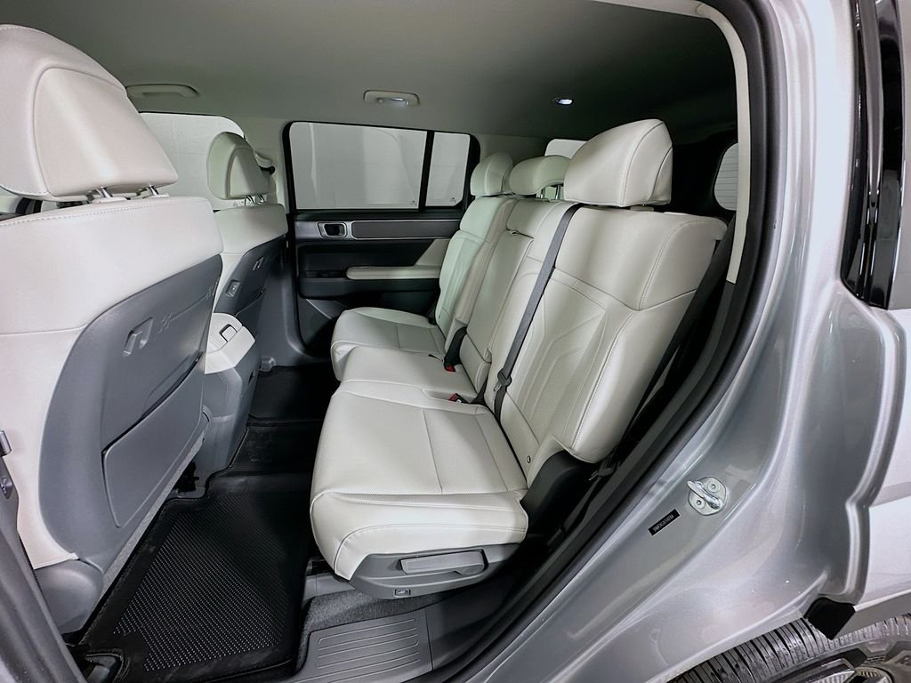 Used 2026 Silver Hyundai SEL image 23