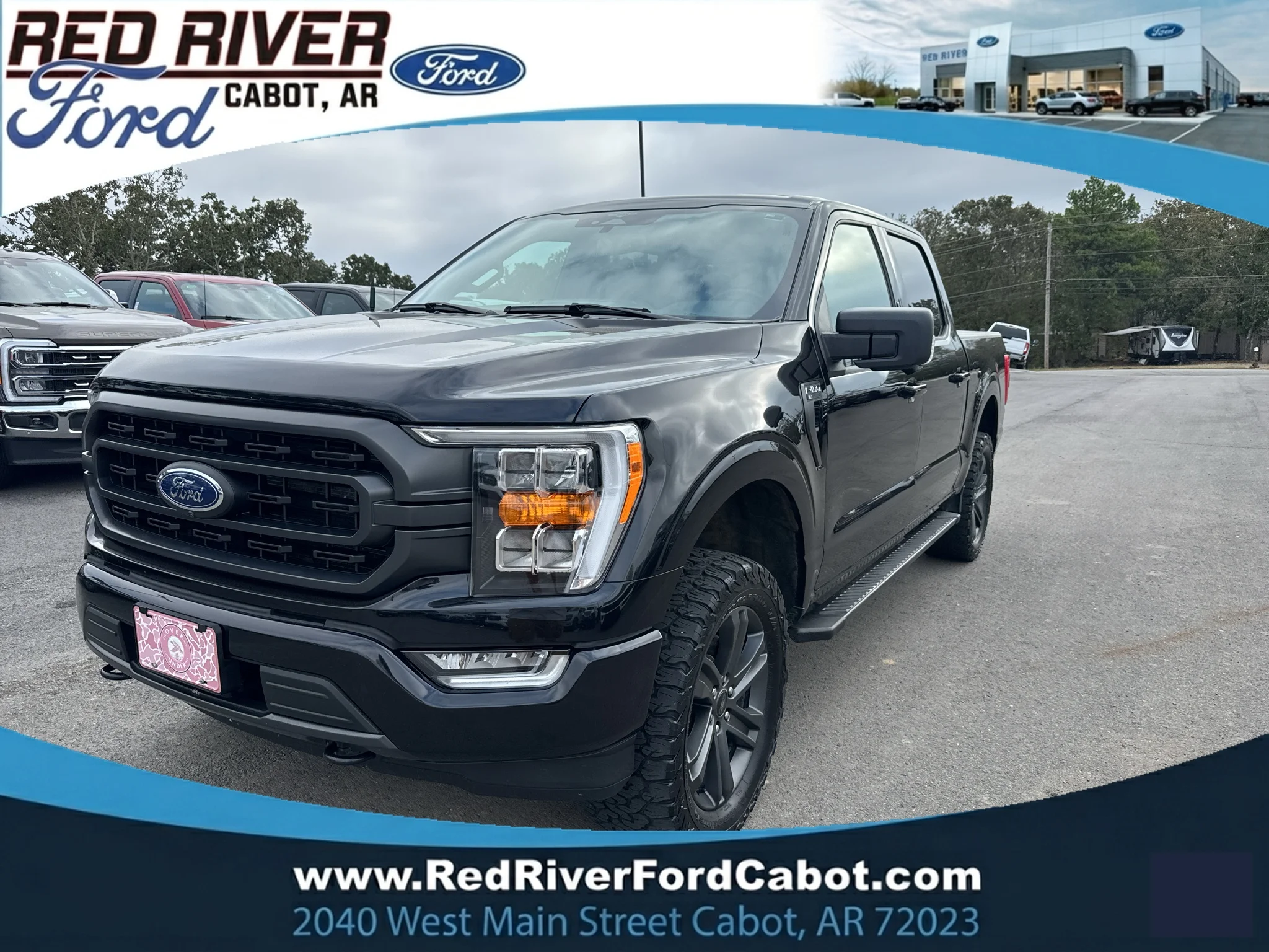 Used 2023 Agate Black Metallic Ford XLT image 1