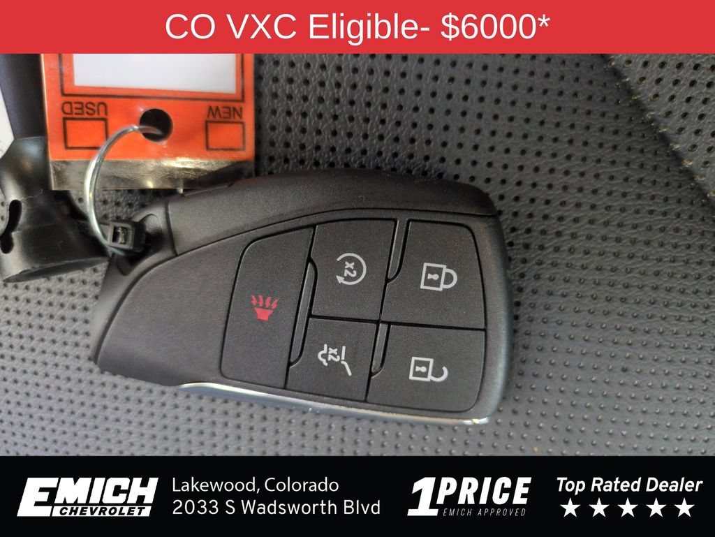 Used 2024 Summit White Chevrolet LT image 28