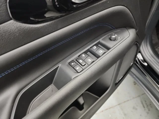 2026 Jeep Compass Limited Altitude - Photo 17