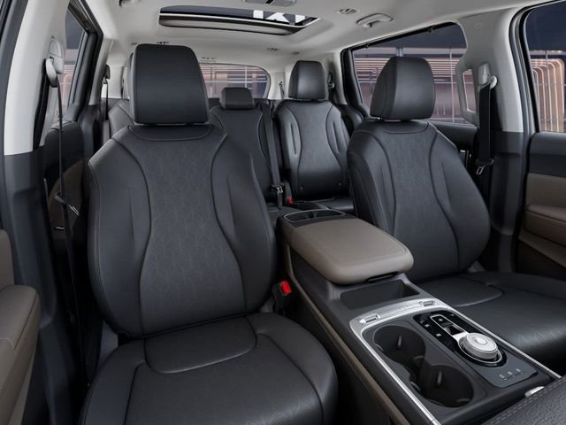 2026 Kia Carnival SX - Photo 16