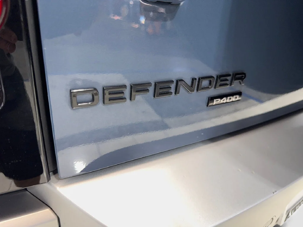 Used 2023 Blue Land Rover SE image 23