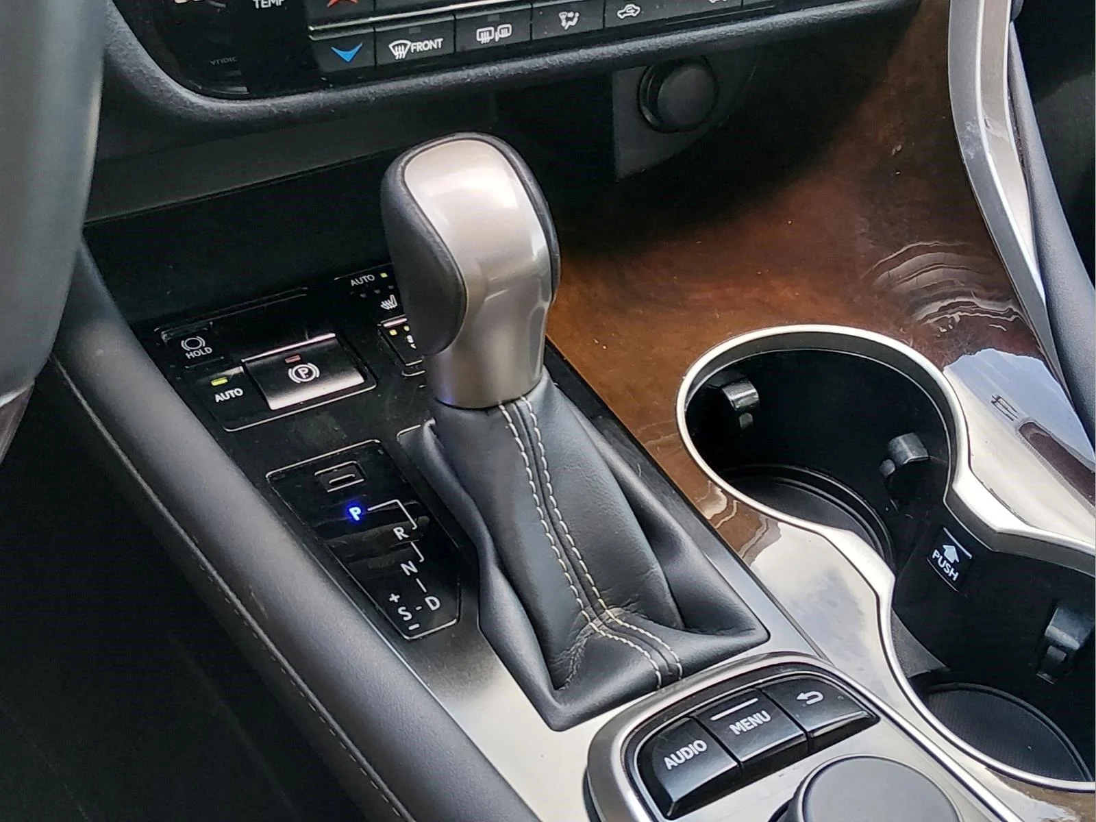 Used 2019 Nebula Gray Pearl Lexus Base image 28