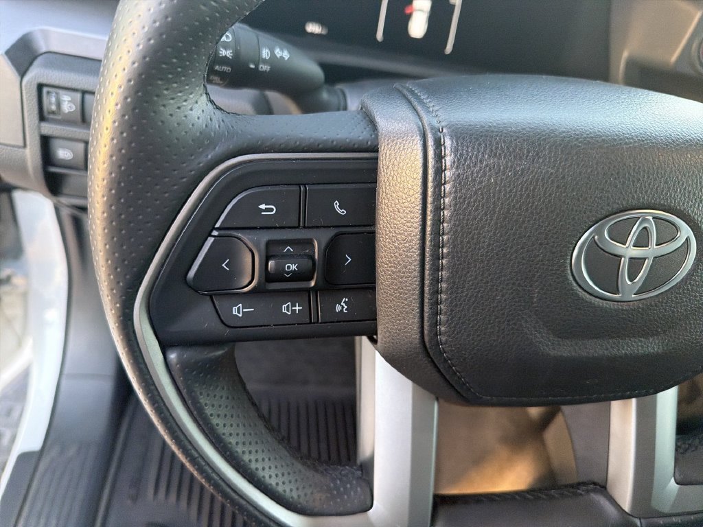 2025 Toyota 4Runner TRD Off-Road - Photo 17