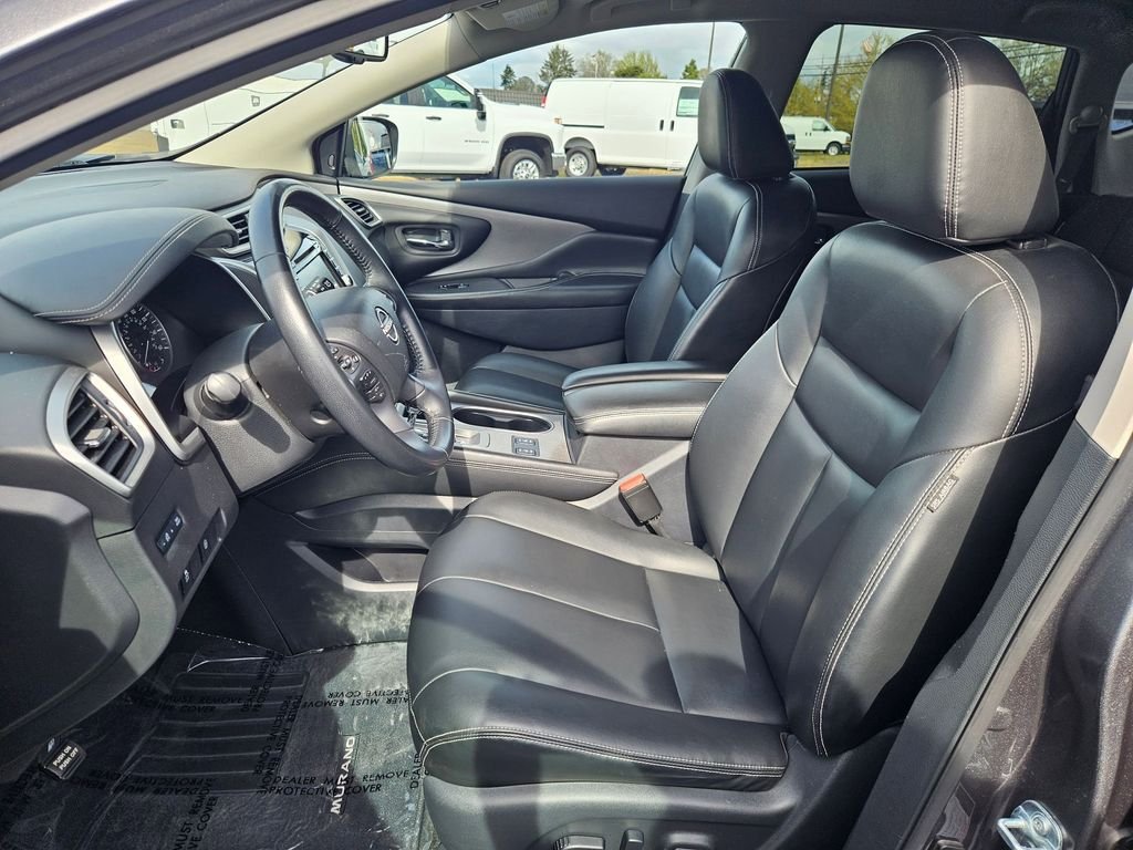 Used 2023 Gun Metallic Nissan SV image 22