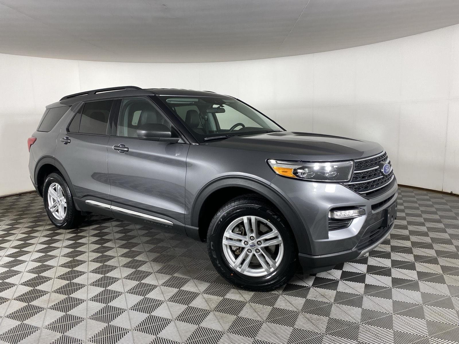 Used 2023 Carbonized Gray Ford XLT image 11