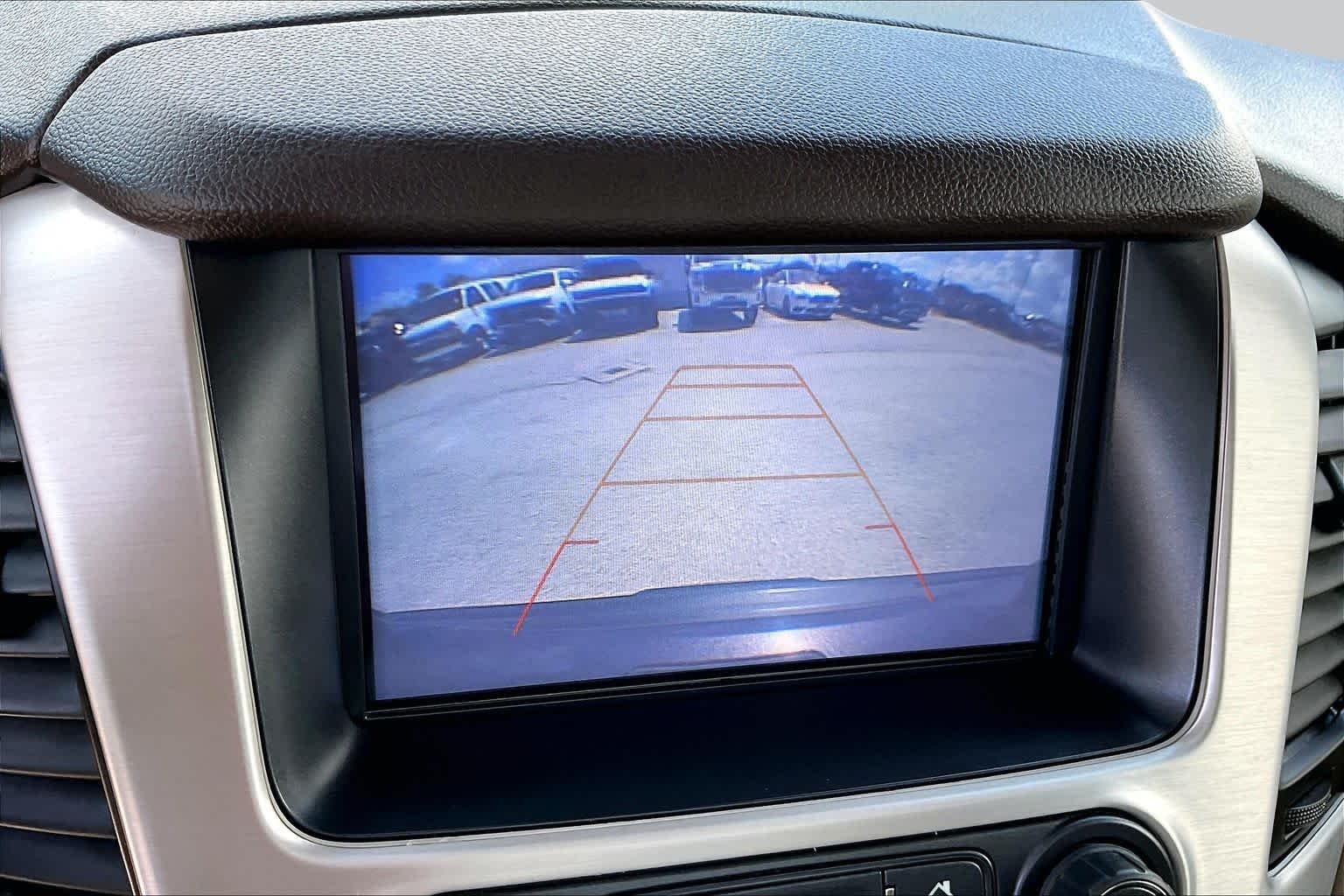 Used 2018 Iridium Metallic GMC SLT image 27