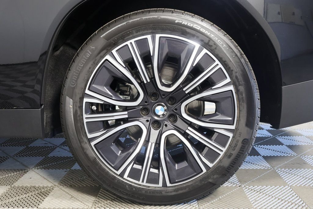 Used 2026 Black Sapphire Metallic BMW 30 xDrive image 10