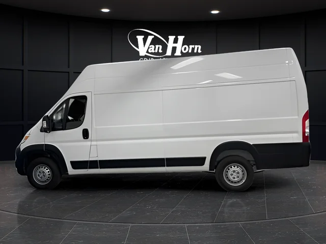 New 2025 Bright White Clear-Coat Exterior Paint RAM Super High Roof image 12