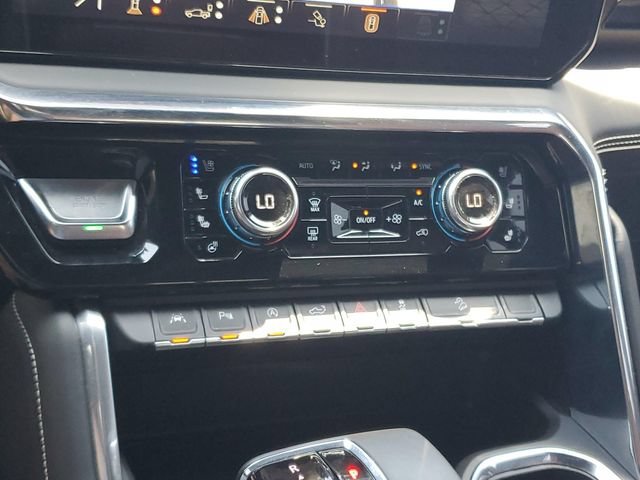 Used 2025 Onyx Black GMC Denali Ultimate image 19