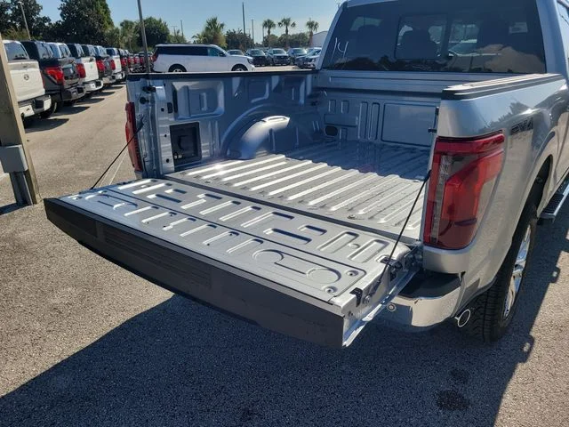 New 2026 Silver Metallic Ford XLT image 10
