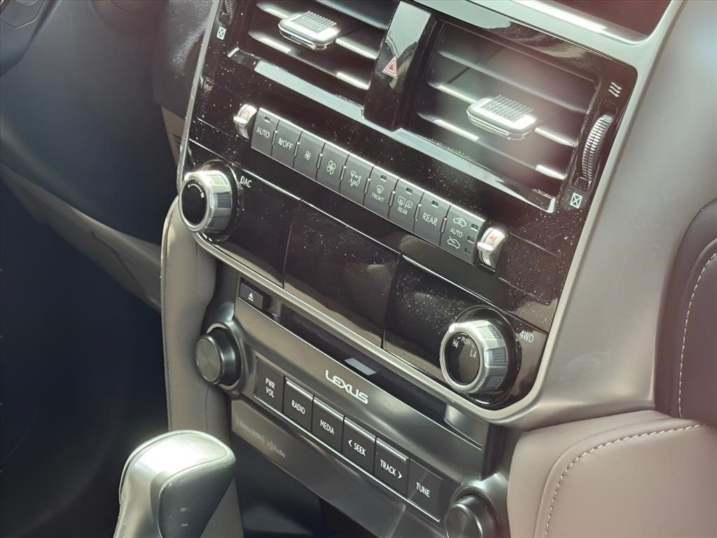 Certified Used 2023 Onyx Black Lexus GX 460 Premium image 12