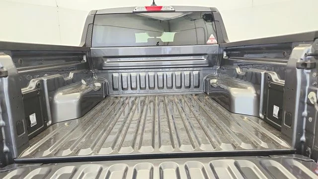 New 2026 Carbonized Gray Metallic Ford XL image 40