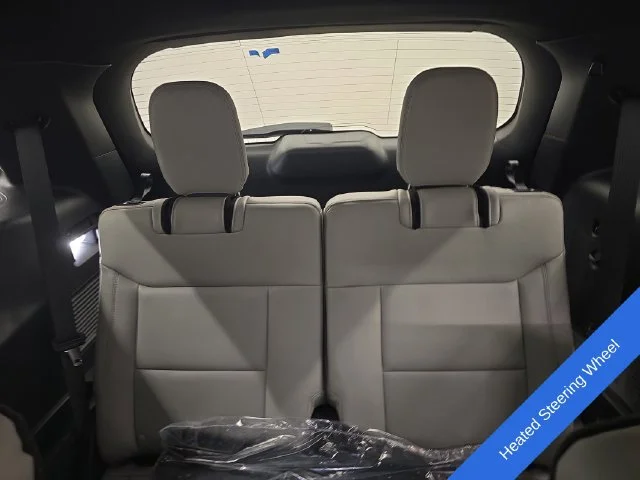 New 2027 Carbonized Gray Metallic Ford Active image 21