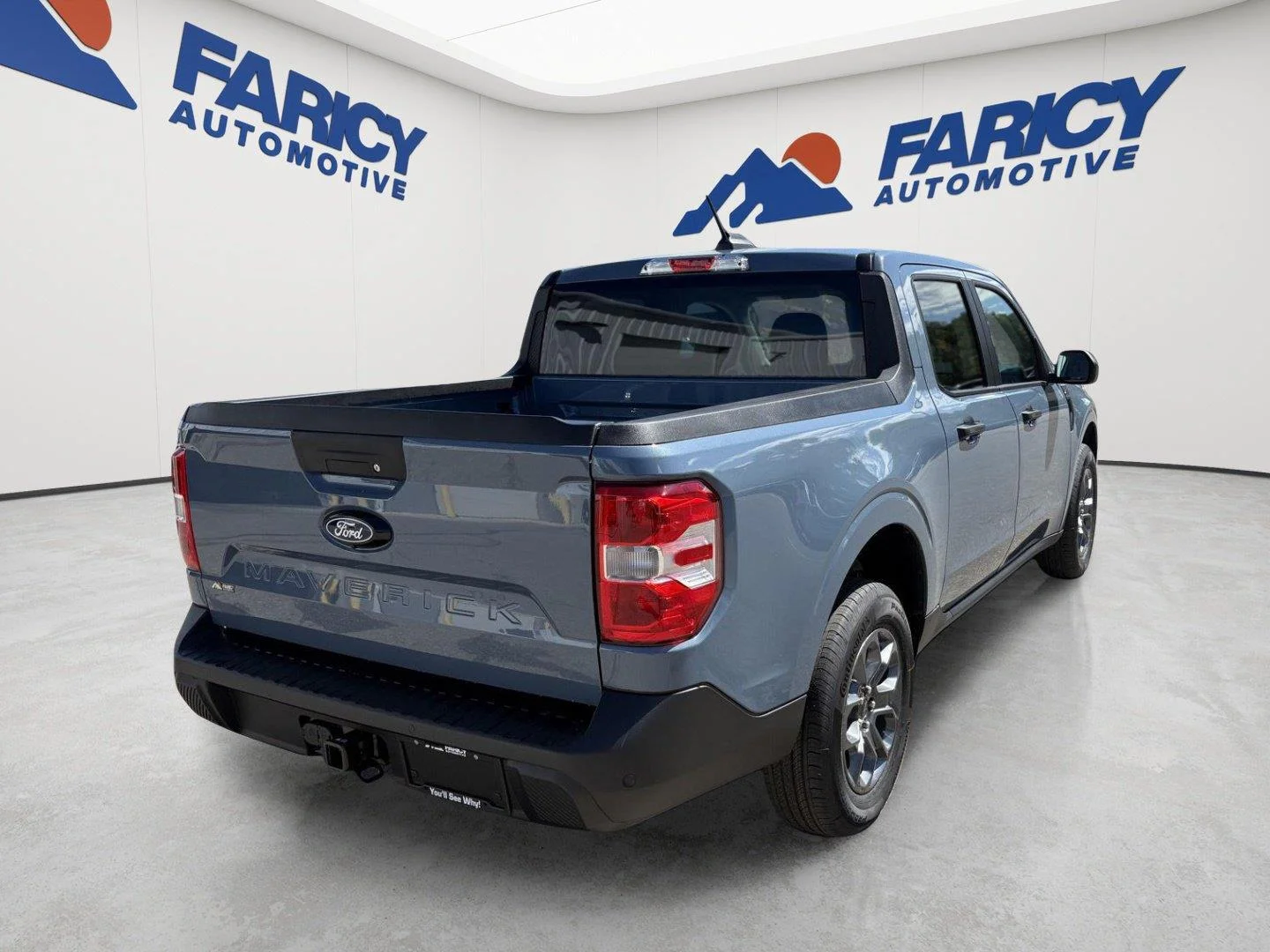 Used 2026 Azure Gray Metallic Tri-Coat Ford XLT image 6