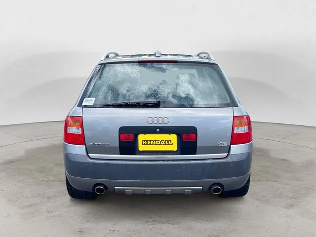 Used 2004 Gray Audi 4.2 image 4